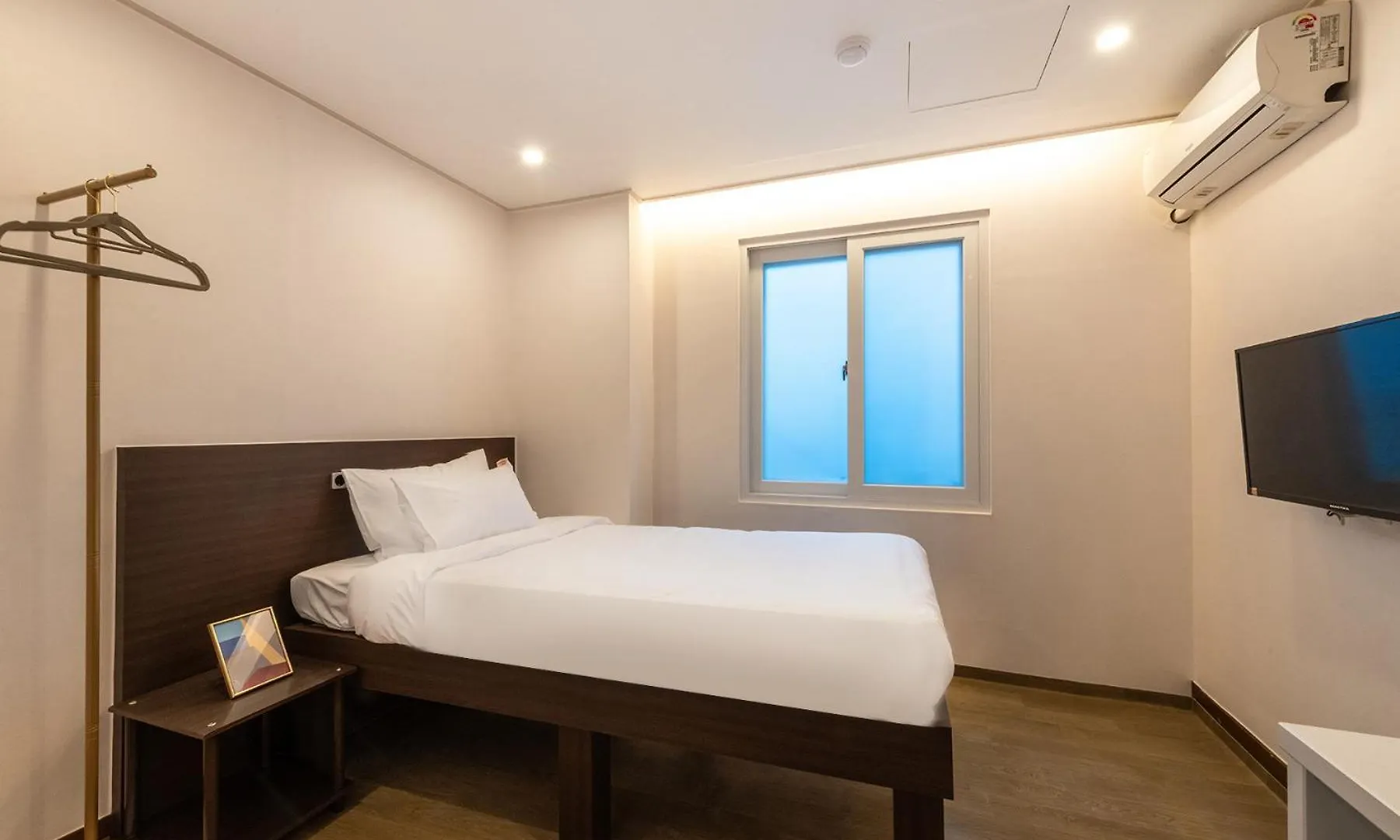 Hotel Crashinyongsan Guest House Seoul